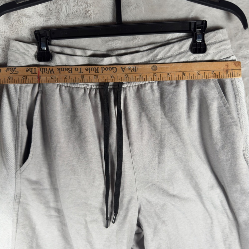 Balance Collection Mens Athleisure Shorts Light Gray Size L Drawstring Pockets - Picture 5 of 6